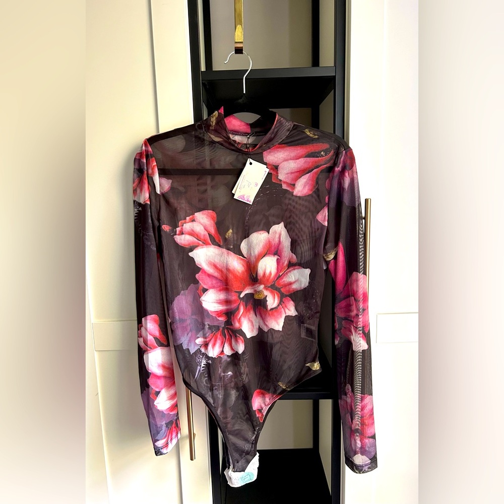 BRAND NEW! Sheer floral print bodysuit. By Bottoms Up size L.